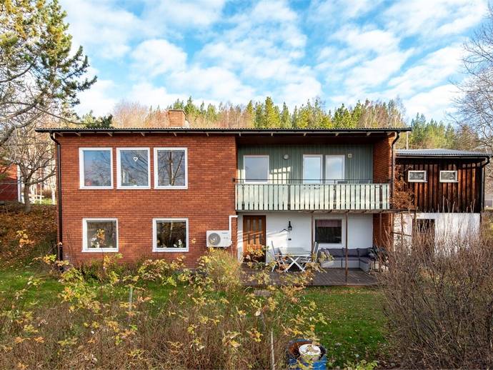 6 rok · 158 m² · Bergevägen 9