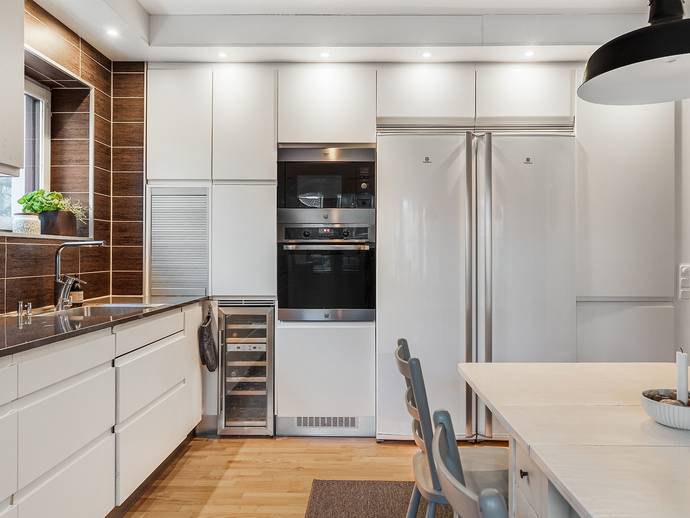 4 rok · 93,5 m² · Flogstavägen 158