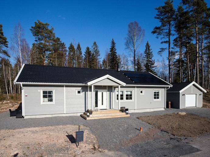 6 rok · 122 m² · Yrvädersvägen 5