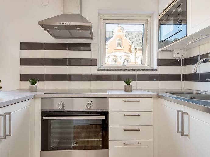 1 rok · 33,5 m² · Styrmansgatan 30
