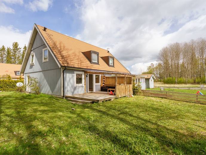 4 rok · 110 m² · Karljohanvägen 18
