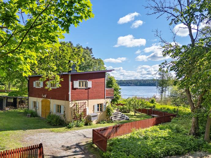 3 rok · 110 m² · Mörbyvägen 54