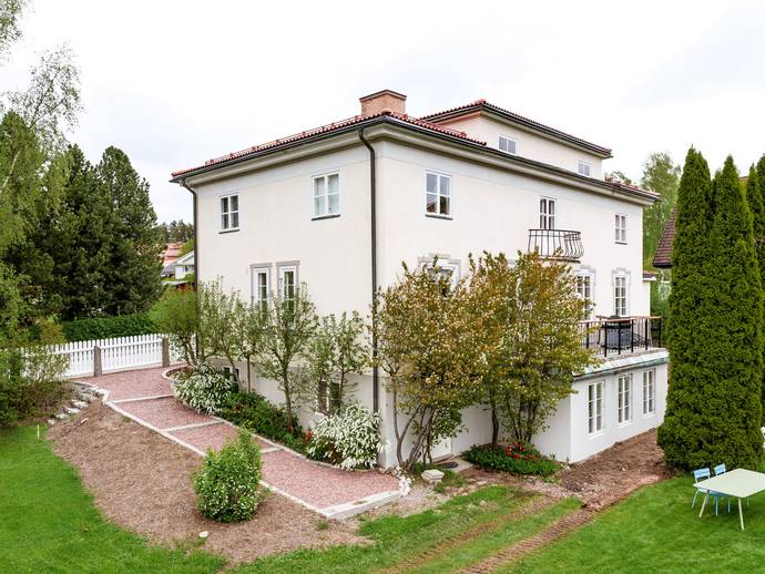 317 m² · Polhemsvägen 2