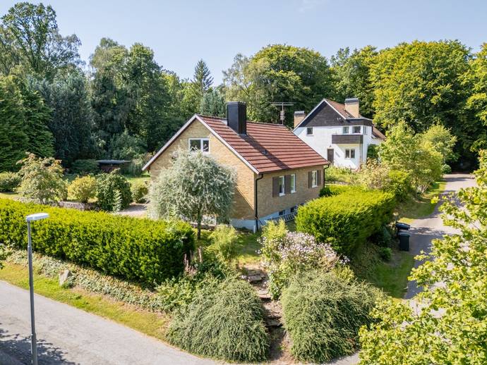 5 rok · 125 m² · Per Gummesons väg 13