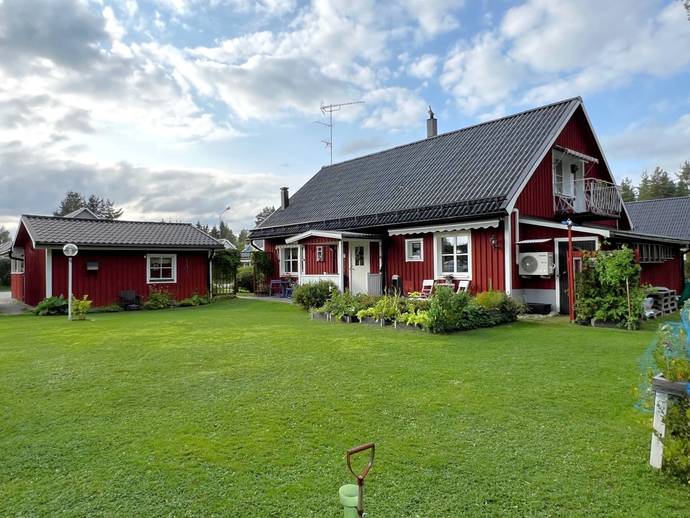 5 rok · 160 m² · Krokvägen 17