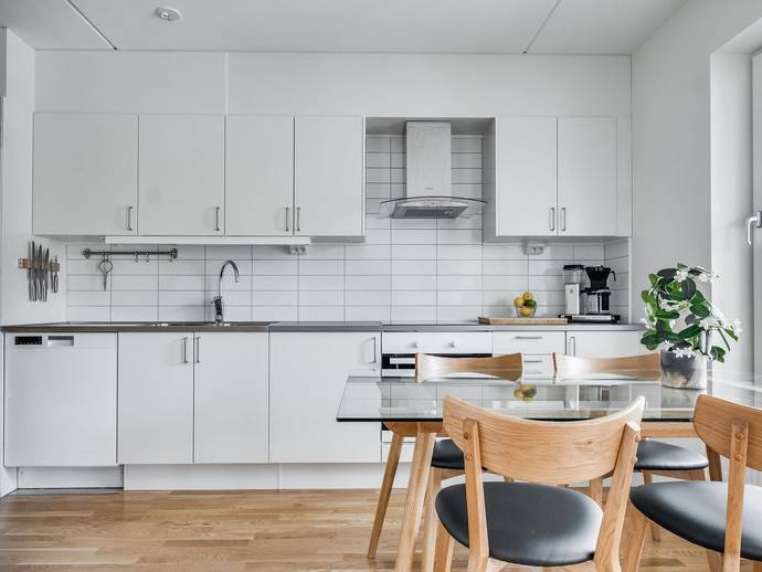 1 rok · 37 m² · Mor Selmas Väg 14 B