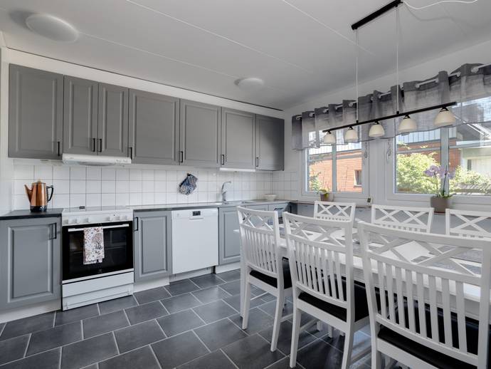 4 rok · 104 m² · Ängvaktarvägen 47