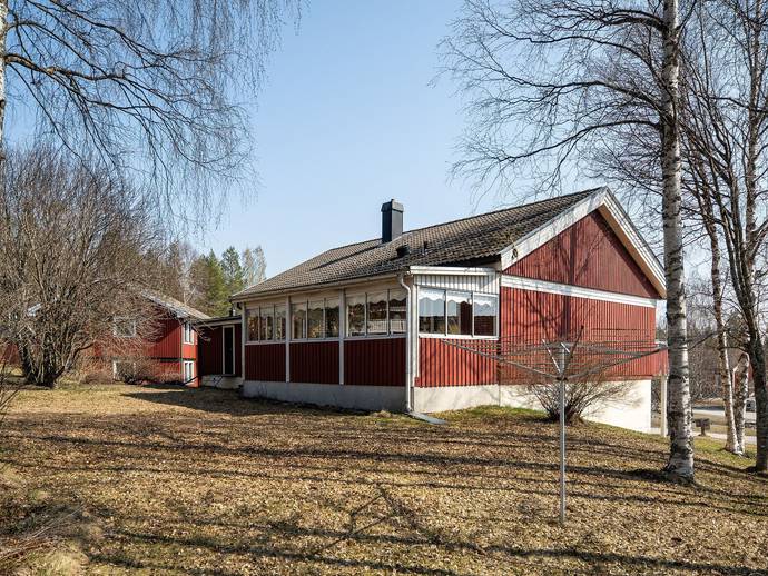 6 rok · 130 m² · Källhusvägen 3
