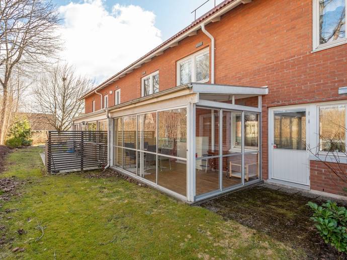 4 rok · 111 m² · Hjärstavägen 16M
