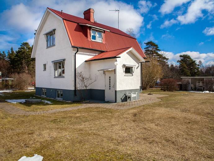 3 rok · 95 m² · Stånga Gumbalde 706