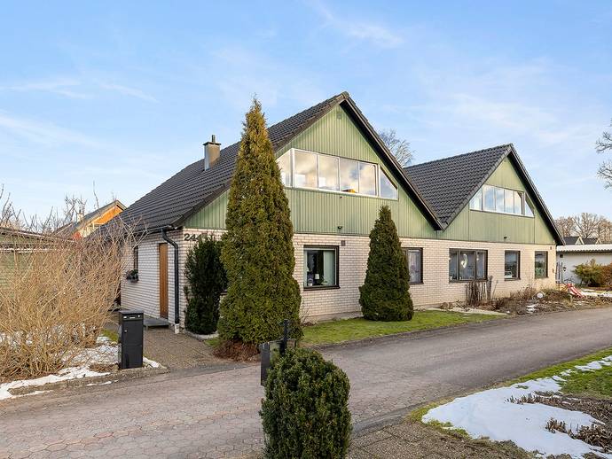 6 rok · 164 m² · Bergkullevägen 244