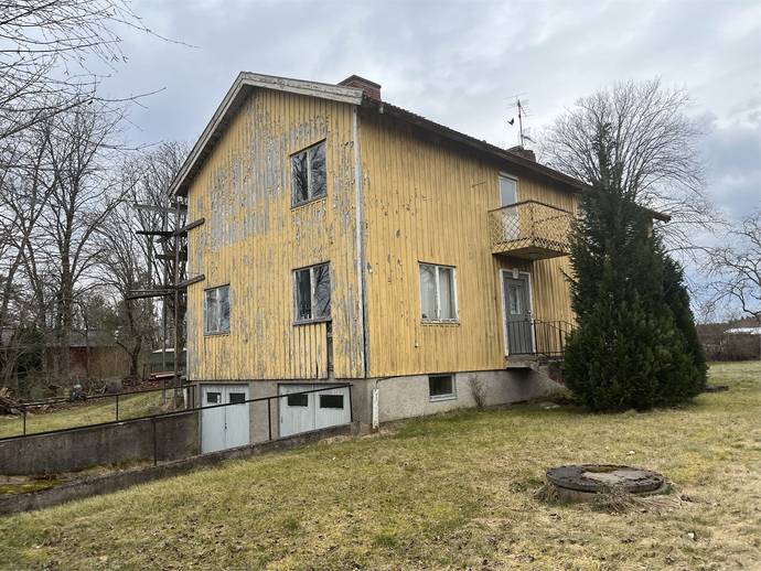 176 m² · Backsippevägen 5