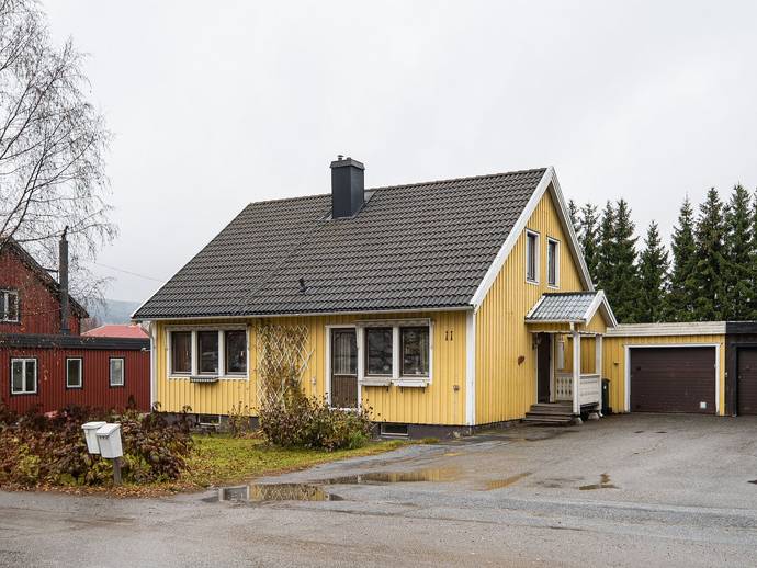 5 rok · 138 m² · Gamla Riksvägen 11
