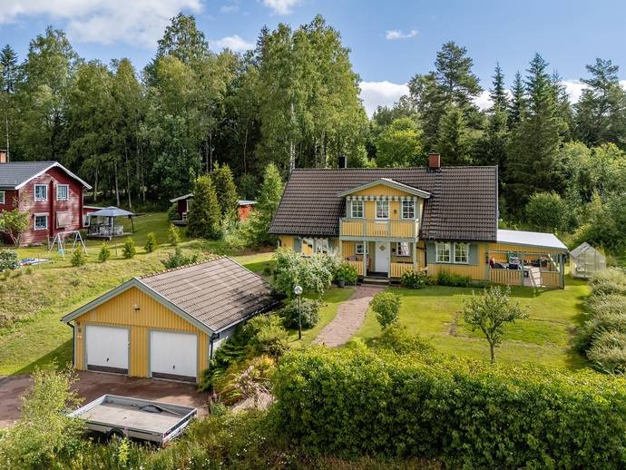 6 rok · 161 m² · Nybyggarvägen 9