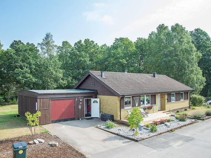 4 rok · 107 m² · Hjortvägen 13