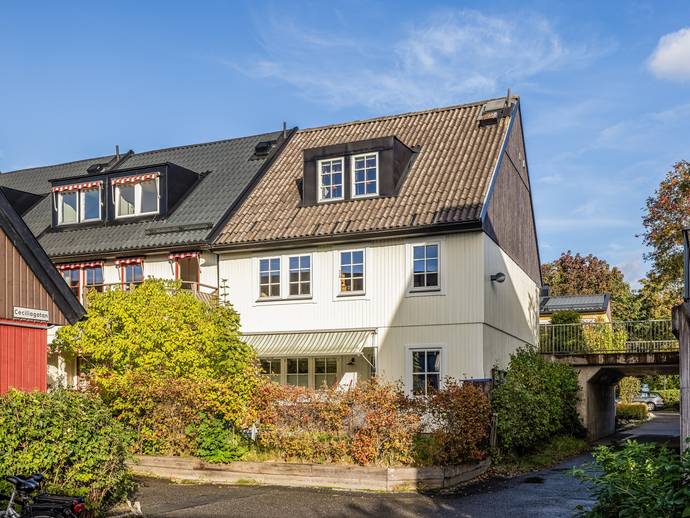 6 rok · 135 m² · Annagatan 8