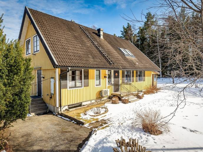 5 rok · 157 m² · Oxbrovägen 58