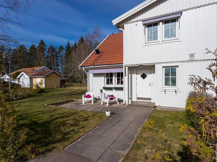 4 rok · 106 m² · Klövervägen 11