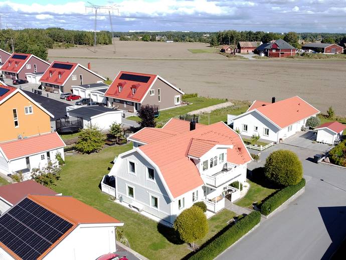 7 rok · 200 m² · Prästkragevägen 17