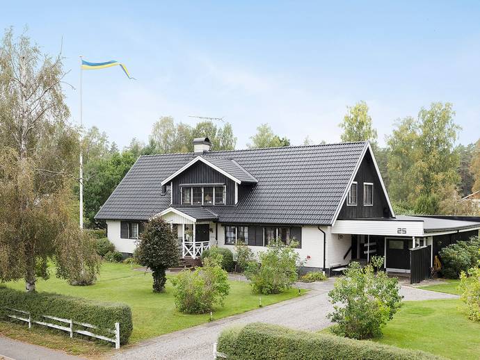 145 m² · Åbyforsvägen 25