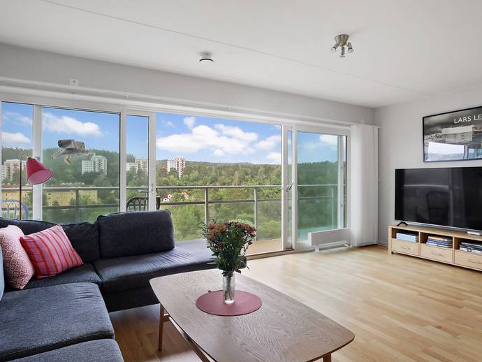 3 rok · 79 m² · Östbergsvägen 5