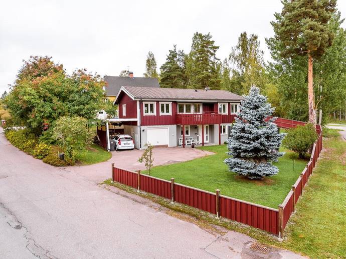 6 rok · 152 m² · Märgelvägen 2