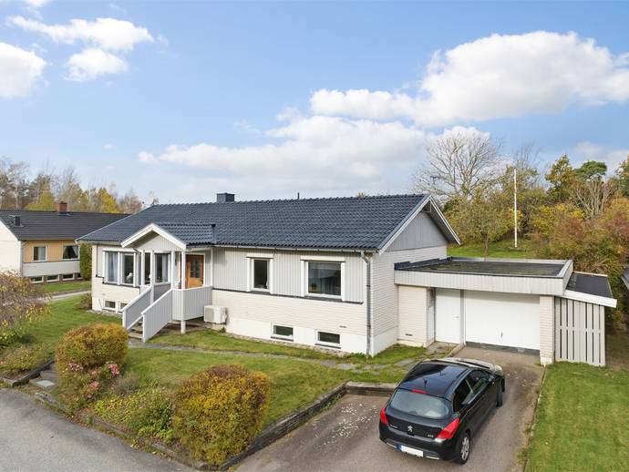 4 rok · 95 m² · Smultronvägen 1