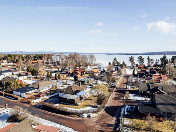 4 rok · 114 m² · Jugåsvägen 9