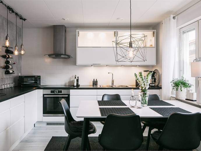 4 rok · 92 m² · Bergsgatan 144