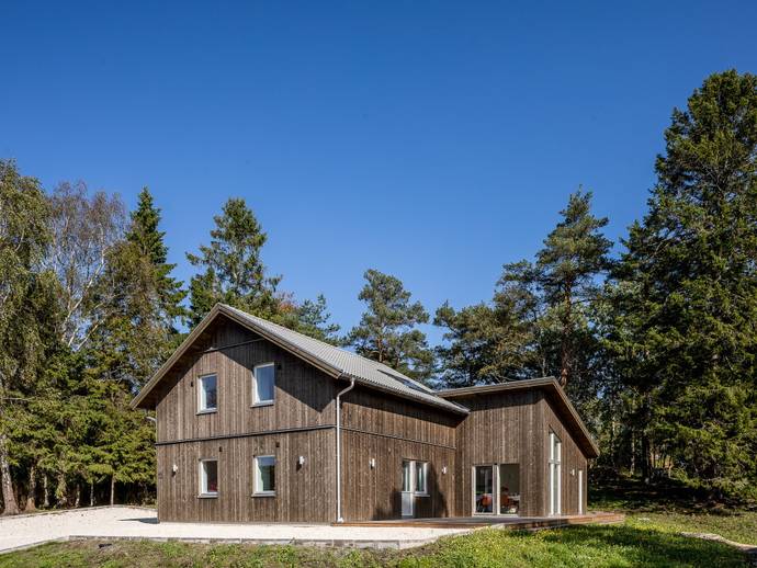 7 rok · 206 m² · Sädesärlevägen 10
