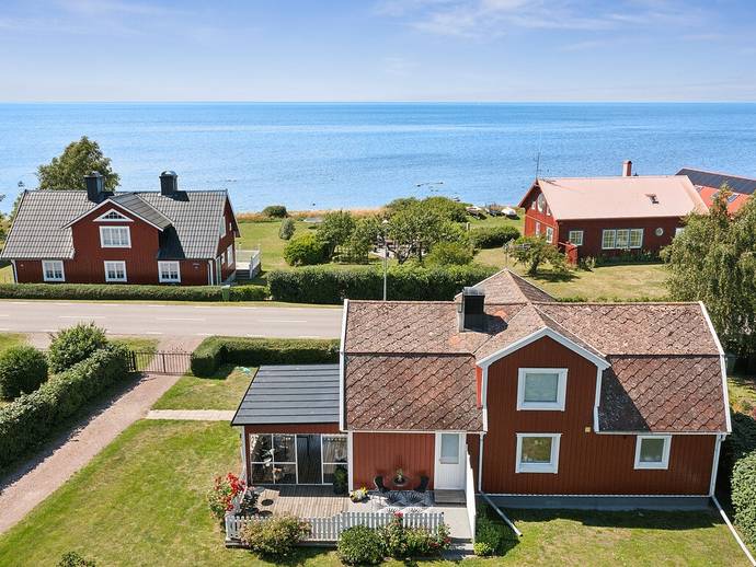 112 m² · Degerhamnsvägen 7