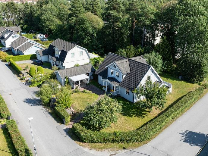 5 rok · 153 m² · Söderbymalmsvägen 10
