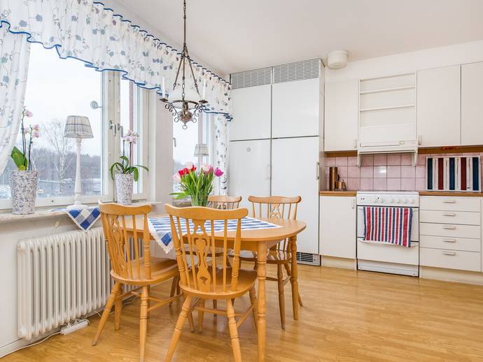 3 rok · 76,5 m² · Skillingsgatan 81