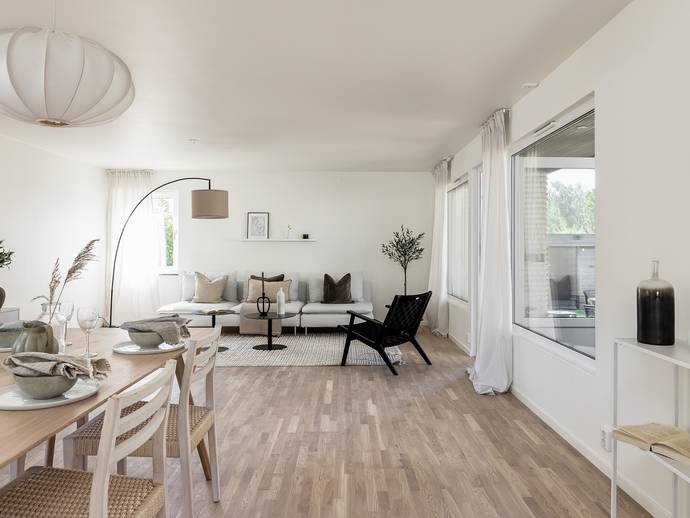 4 rok · 115 m² · Furuvägen 7