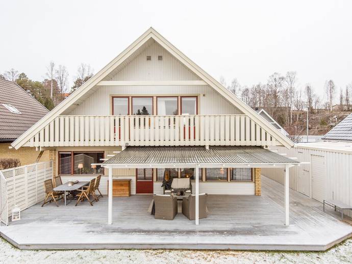 6 rok · 140 m² · Byalagsvägen 8