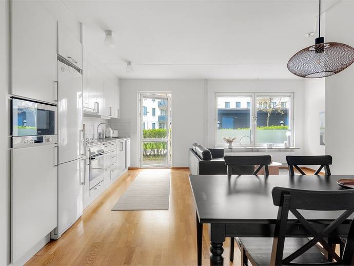2 rok · 61 m² · Råckstavägen 15