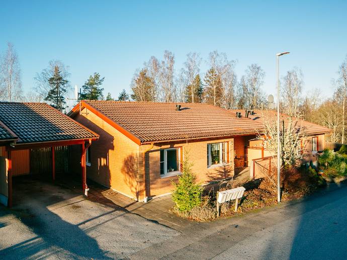3 rok · 77 m² · Spolvägen 13