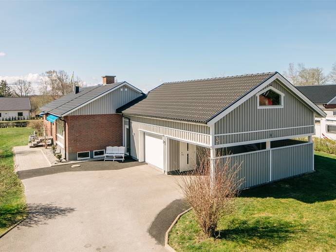 4 rok · 117 m² · Brohemsvägen 3