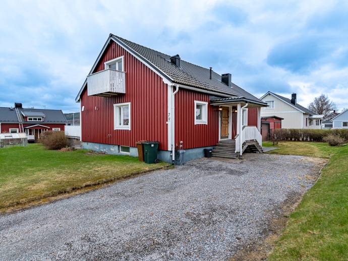 4 rok · 129 m² · Dollarvägen 7
