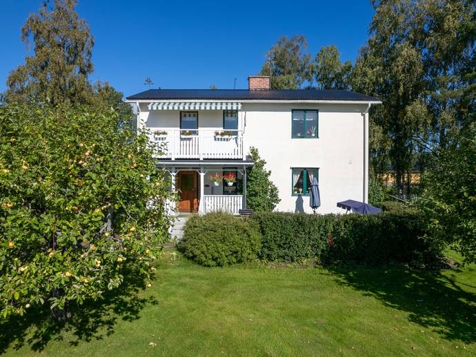 6 rok · 175 m² · Västtjärsvägen 2