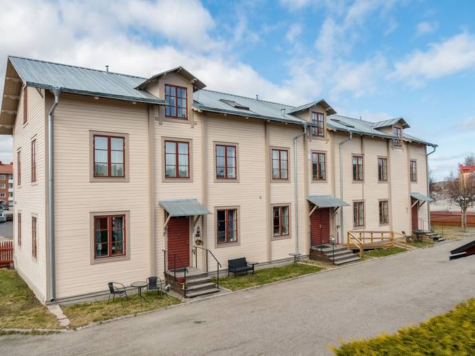 4 rok · 105 m² · Södra hamngatan 62