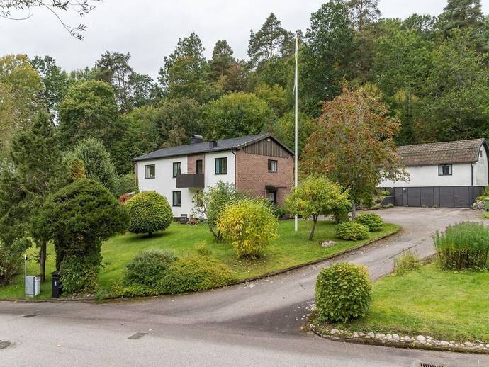 6 rok · 168 m² · Kinnaströmsgatan 1