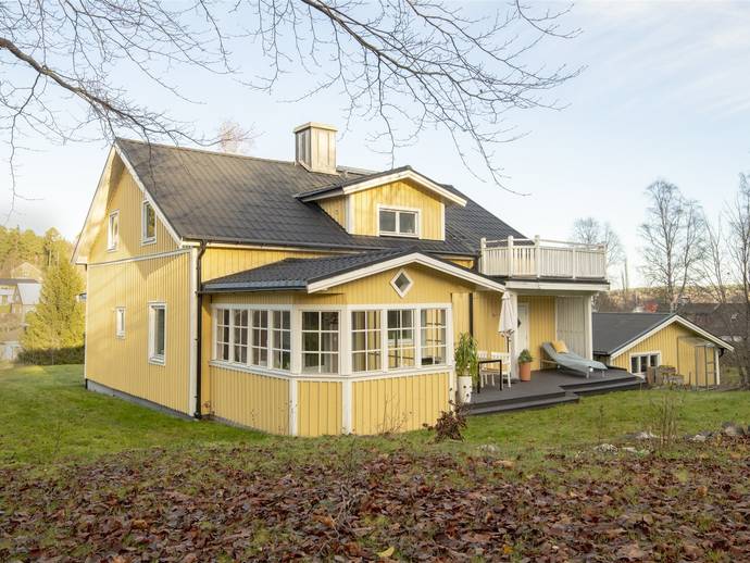5 rok · 130 m² · Lavavägen 9