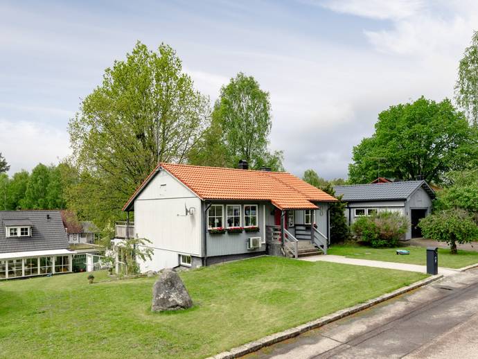 4 rok · 121 m² · Kornvägen 8