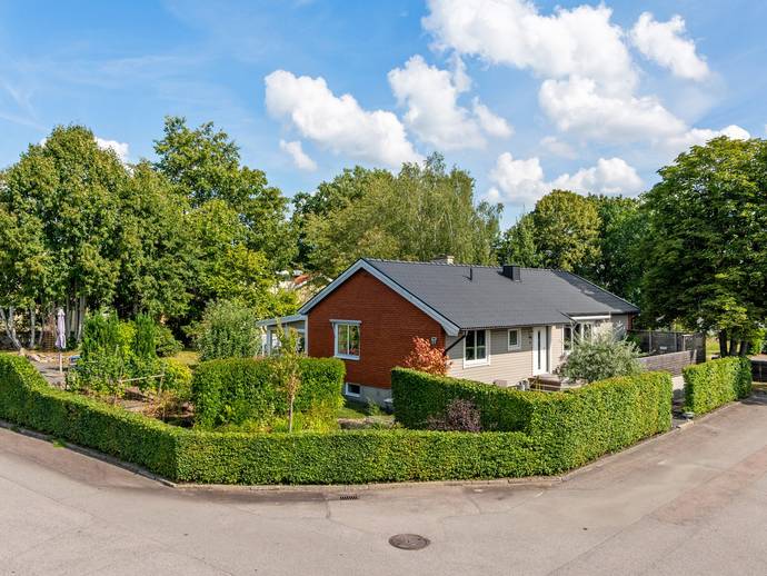 6 rok · 100 m² · Nyborgsvägen 3