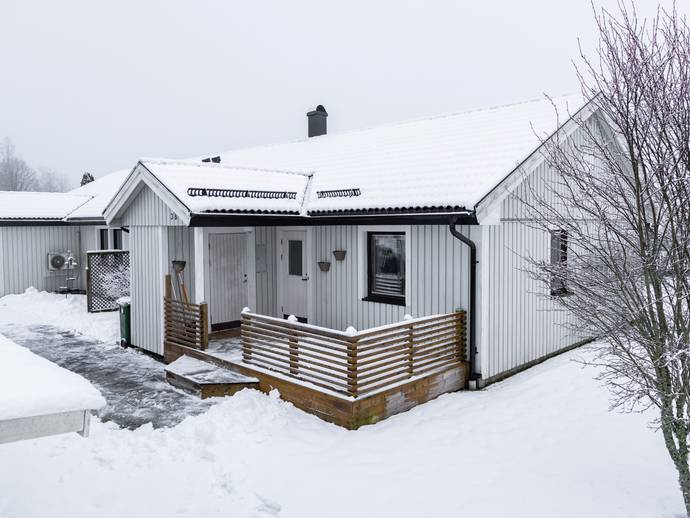 4 rok · 93 m² · Fänriksvägen 3B