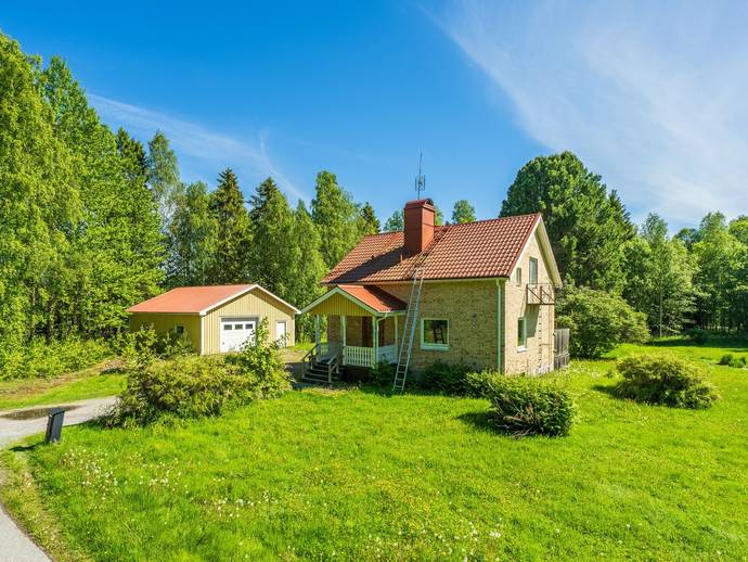 4 rok · 103 m² · Byskillnadsvägen 36