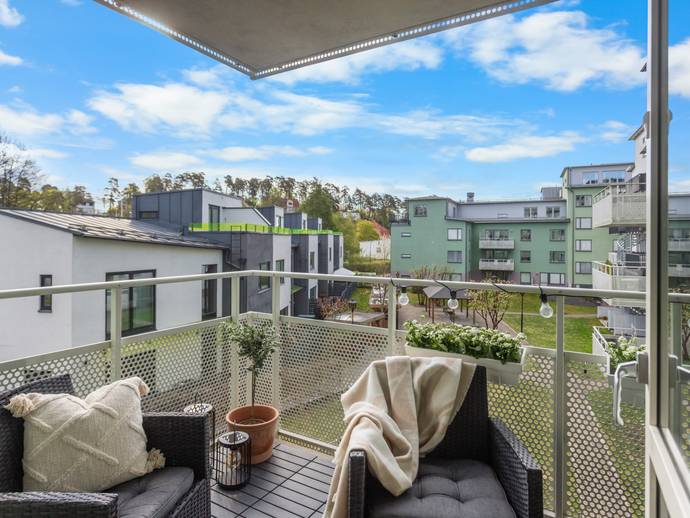 2 rok · 48 m² · Sollentunavägen 164