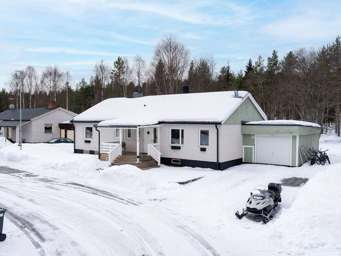 7 rok · 117 m² · Gnejsvägen 25