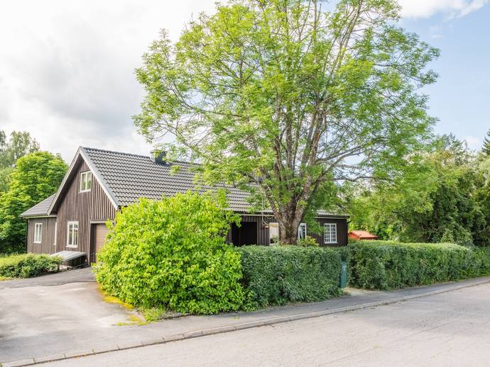 156 m² · Holmströms väg 5